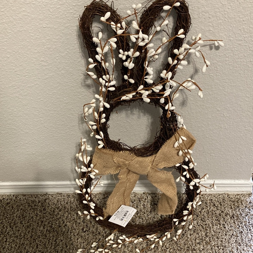 Wicker Bunny decor